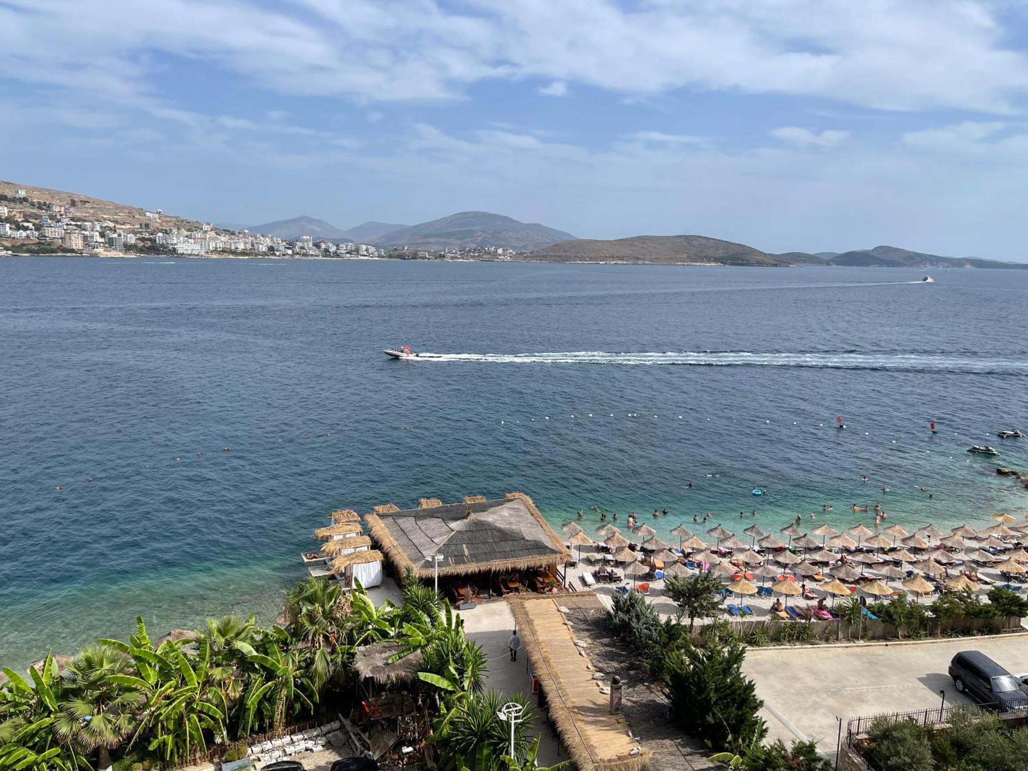 Port Side Sarande Apartman Kültér fotó